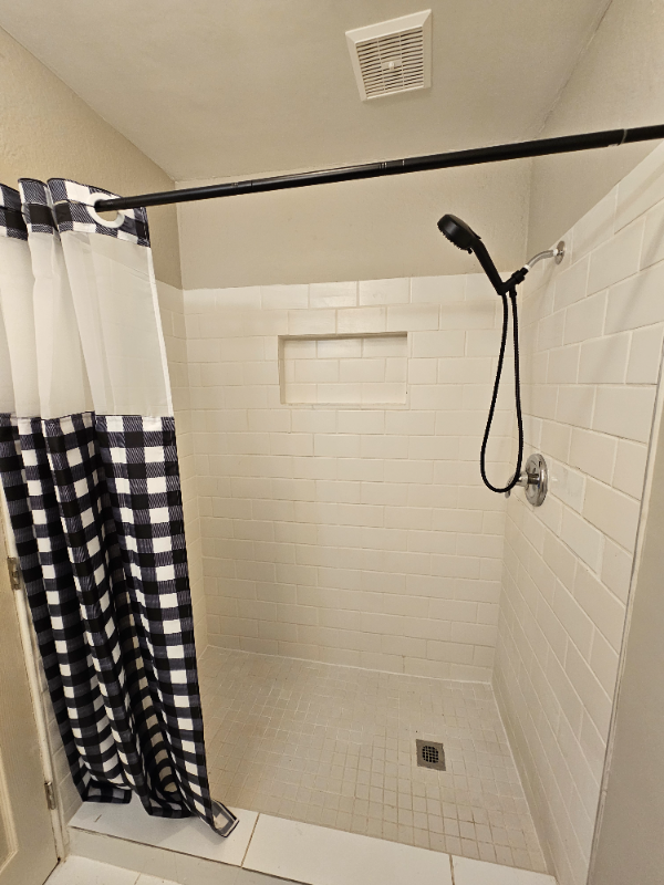 19403 Youngtree Cir - Photo 5 of 8