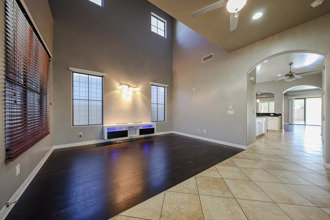 21665 S 215th Pl - Photo 4 of 50