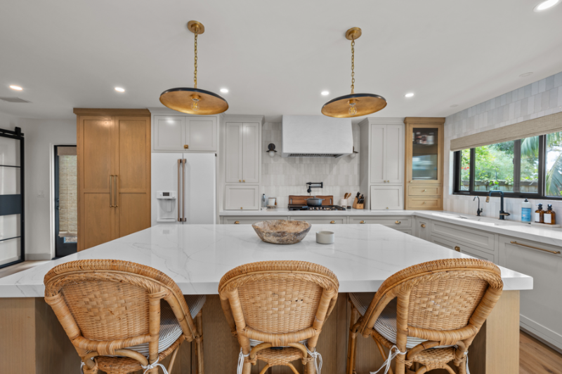 3810 Adair Way - Photo 7 of 38