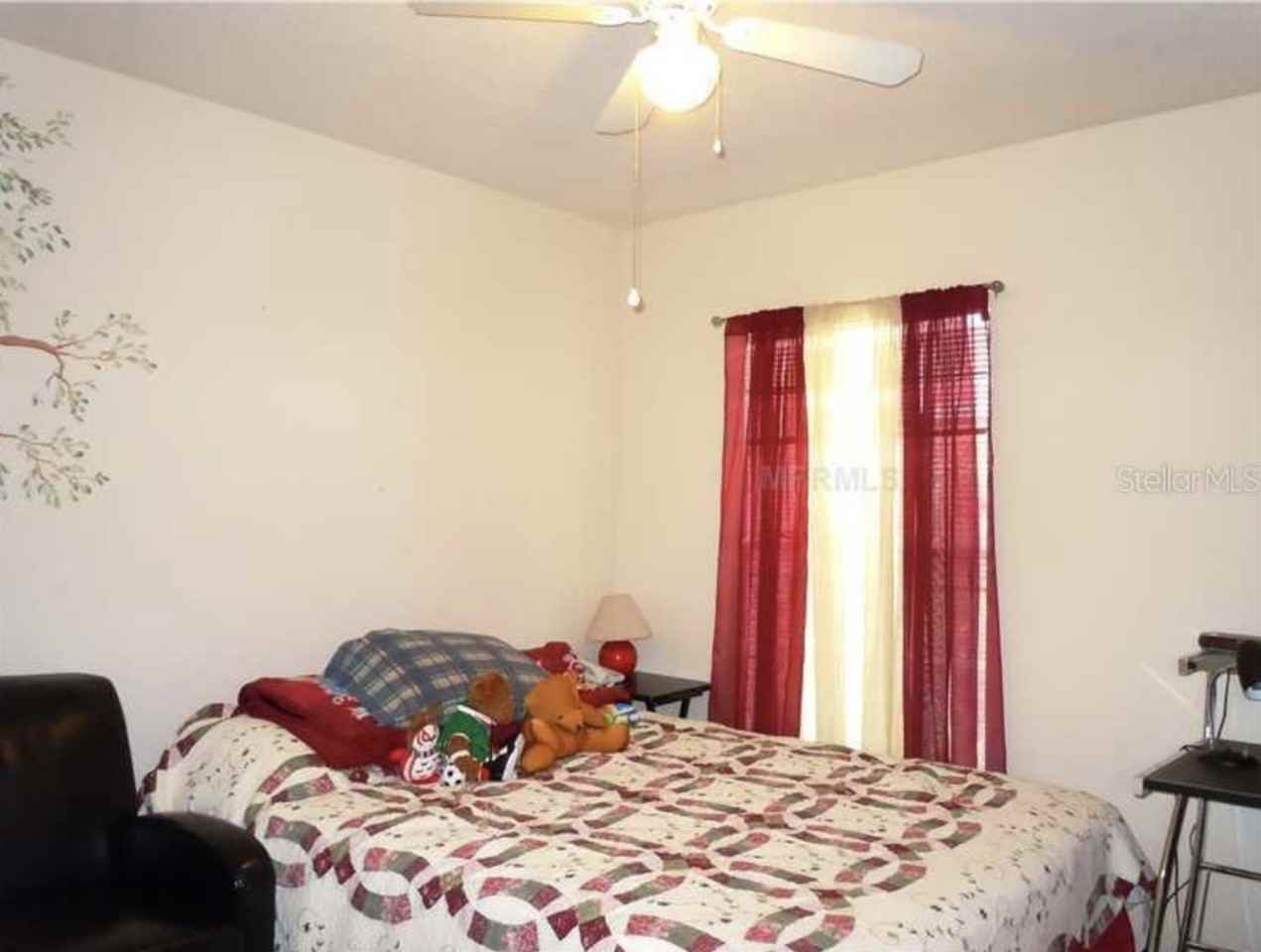 909 Beresford Way #NA - Photo 7 of 10