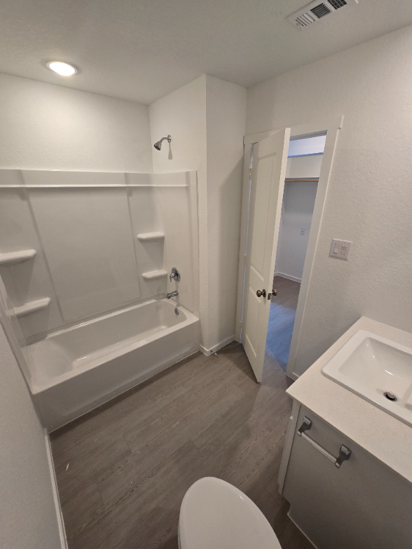 5646 Azure Aly - Photo 6 of 13