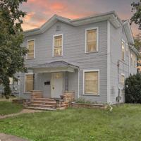 featured image of 309 3rd St #1