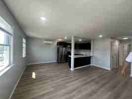 featured image of 1914 N Missouri Ave #1