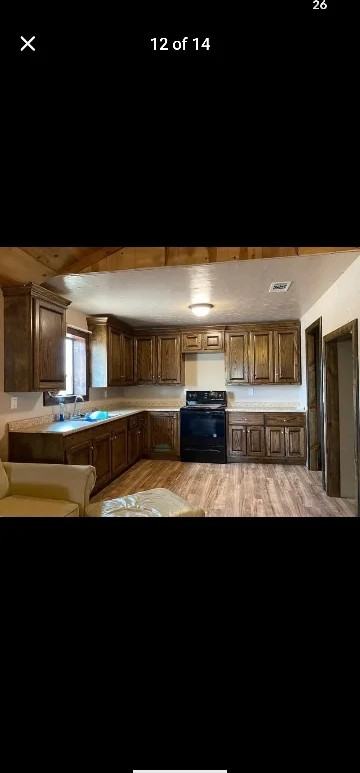 2734 7th St - Photo 2 of 12