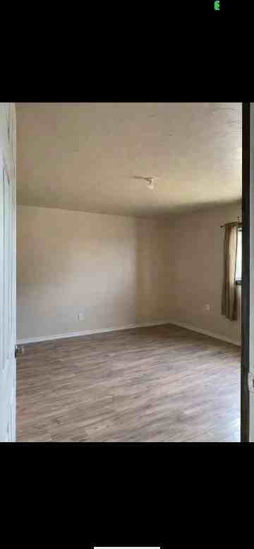 2734 7th St - Photo 4 of 12