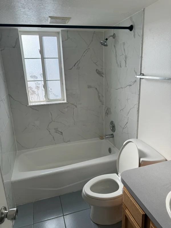 2330 Nw - Photo 3 of 7