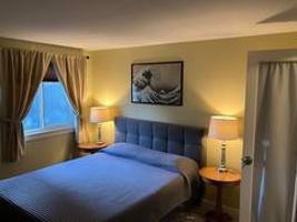 featured image of 6852 S High St