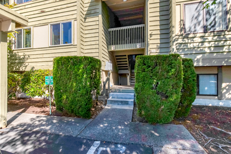 4826 S 187th Pl #D105