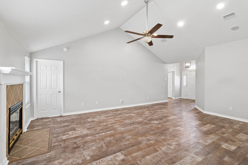 1702 Sycamore Ave - Photo 5 of 19