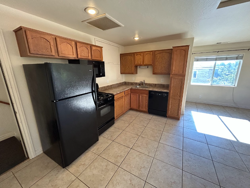 1488 S Noelle Ln - Photo 3 of 9