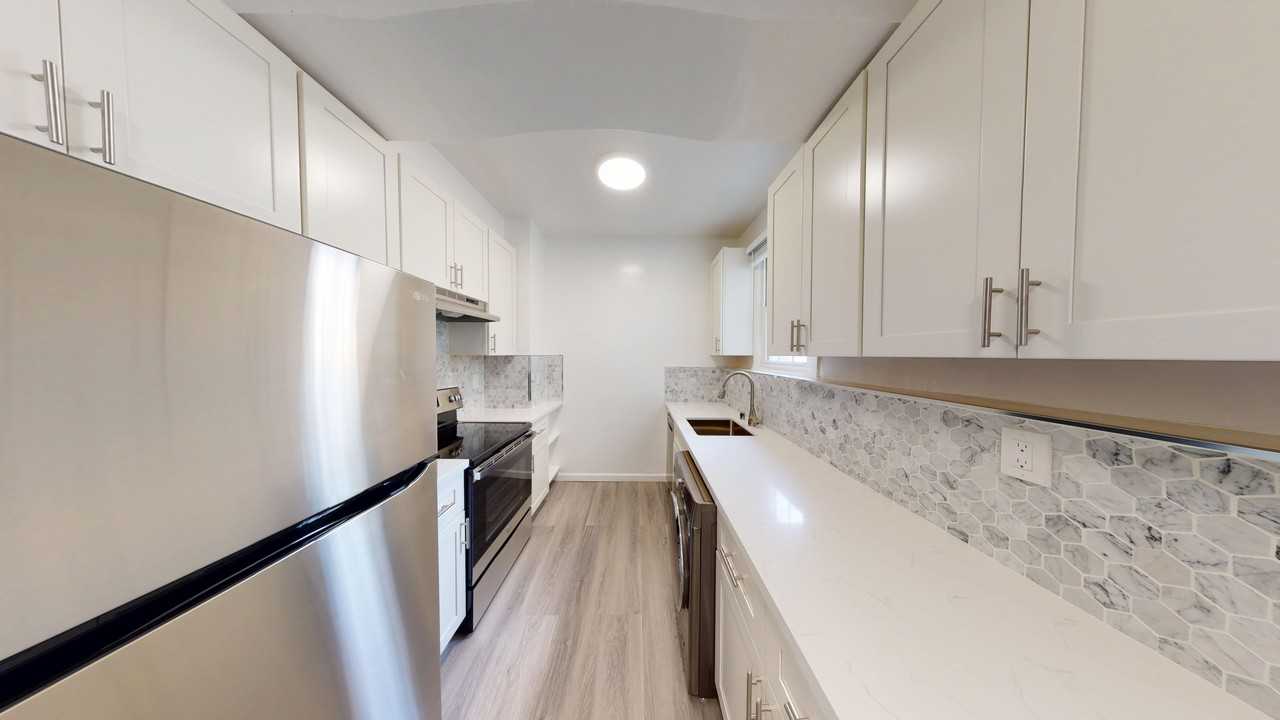 1635 Gough Street - Photo 2 of 42