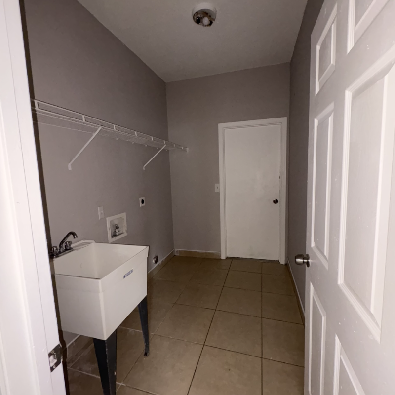 517 Heather Glen Dr - Photo 4 of 16