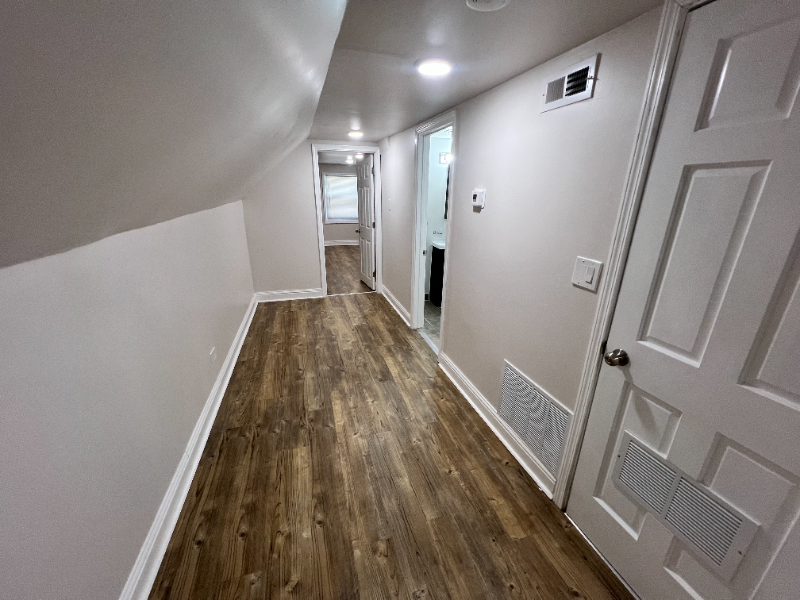 8208 W North Shore Ave #3 - Photo 6 of 11