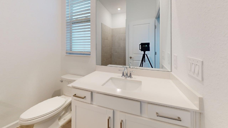 7949 Lakes Edge Ln - Photo 7 of 36