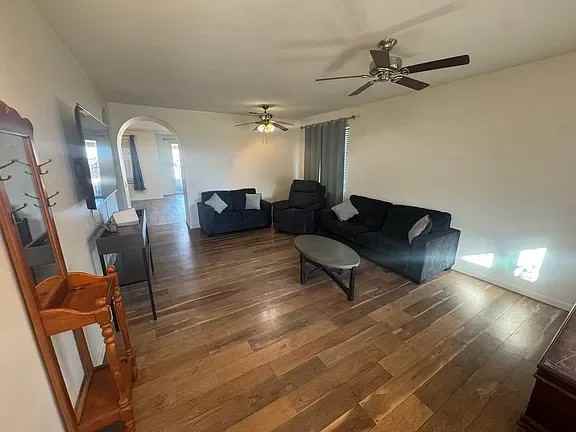 13998 Old Mill Ln - Photo 7 of 34