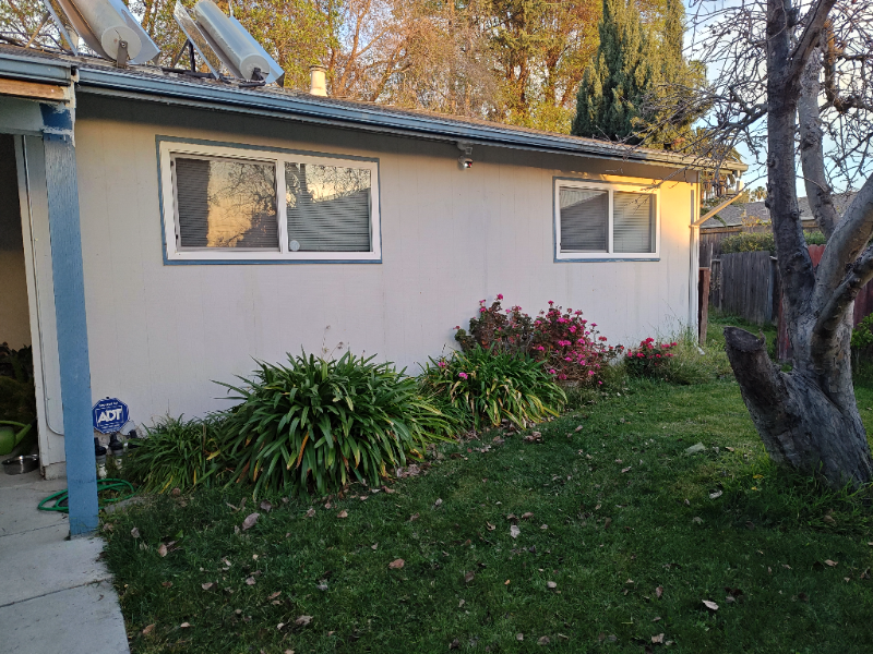 1536 Holleran Ct - Photo 2 of 9