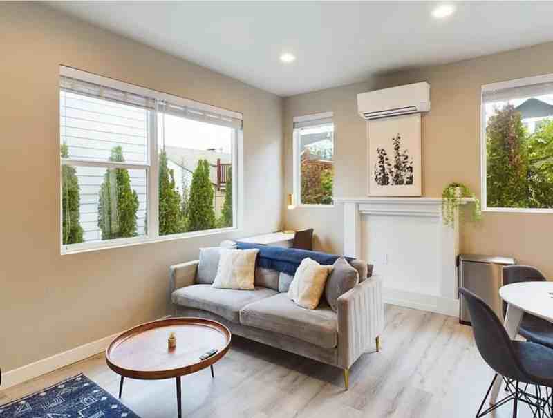 529 20th Ave #C - Photo 4 of 15