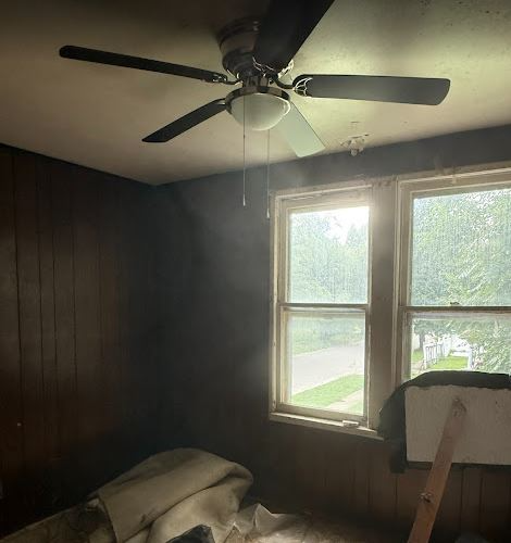 105 N Illinois St - Photo 6 of 8