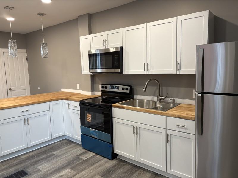 640 Kelker St - Photo 5 of 13