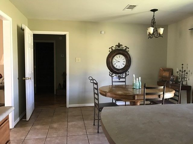 510 Henderson Rd - Photo 6 of 18