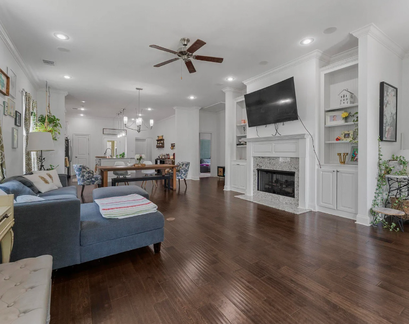 1307 Americana Blvd - Photo 6 of 17