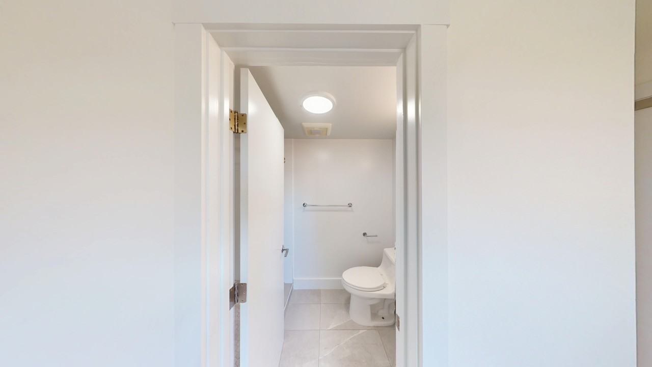 2252 Parker Street - Photo 5 of 26