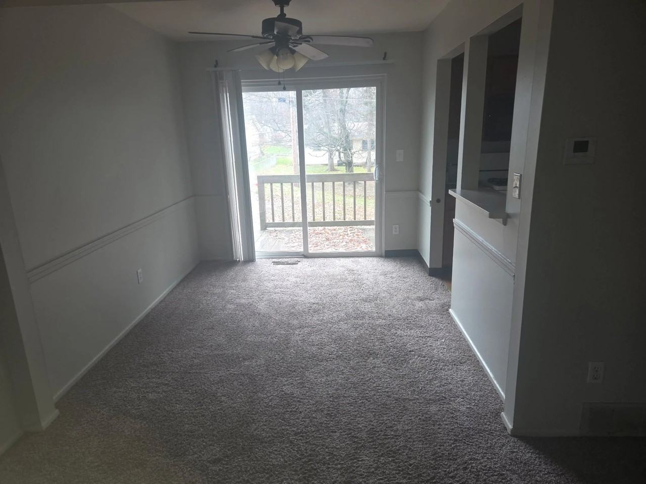 407 Mathews Rd - Photo 3 of 5