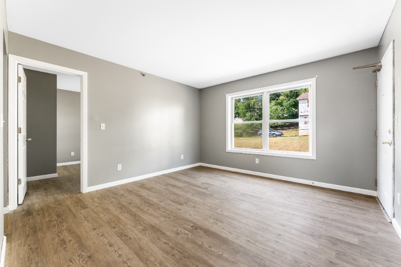 527 Grant Ave #202 - Photo 3 of 12