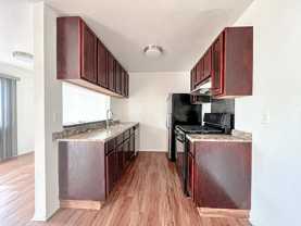 14746 Delano St #6 - Photo 1 of 1