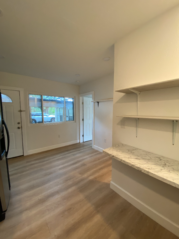 201 Harmons Way #C - Photo 5 of 17