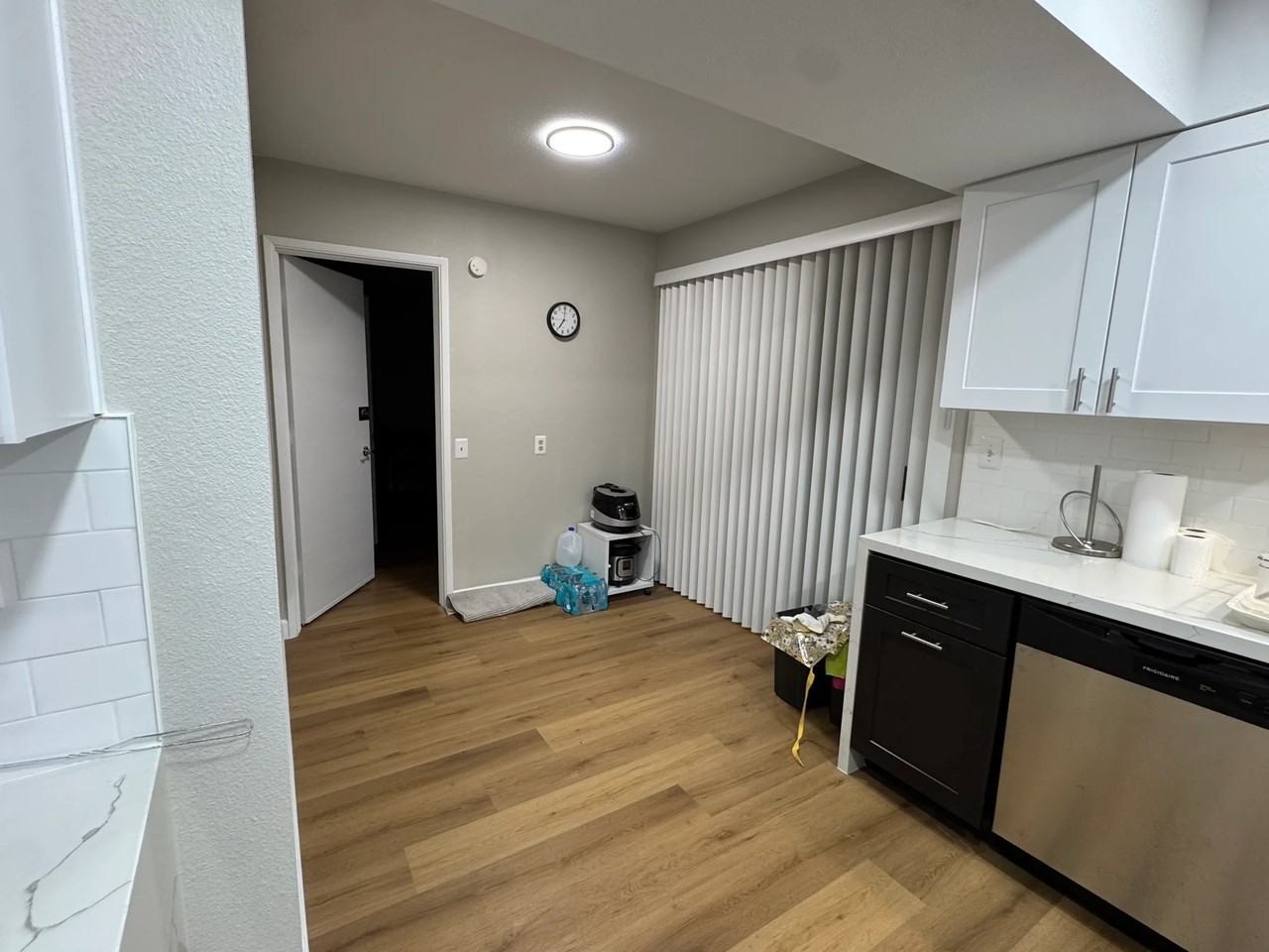 20018 N Lake Forest Dr - Photo 4 of 14