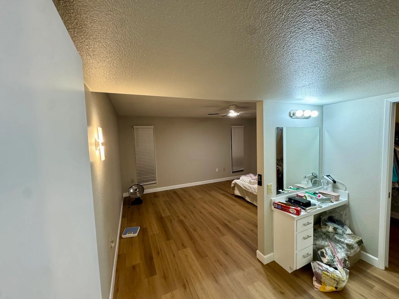 20018 N Lake Forest Dr - Photo 7 of 14