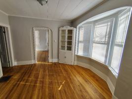 featured image of 246 W 6th St #1