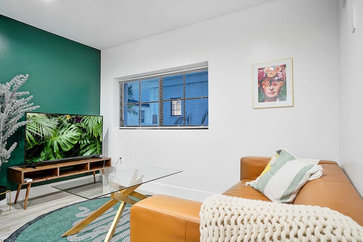 1718 Swst #2 - Photo 7 of 19