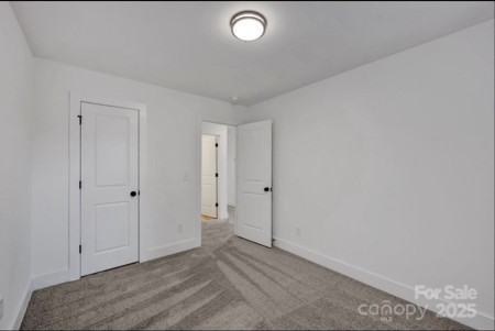 2810 S Ridge Ave - Photo 7 of 9