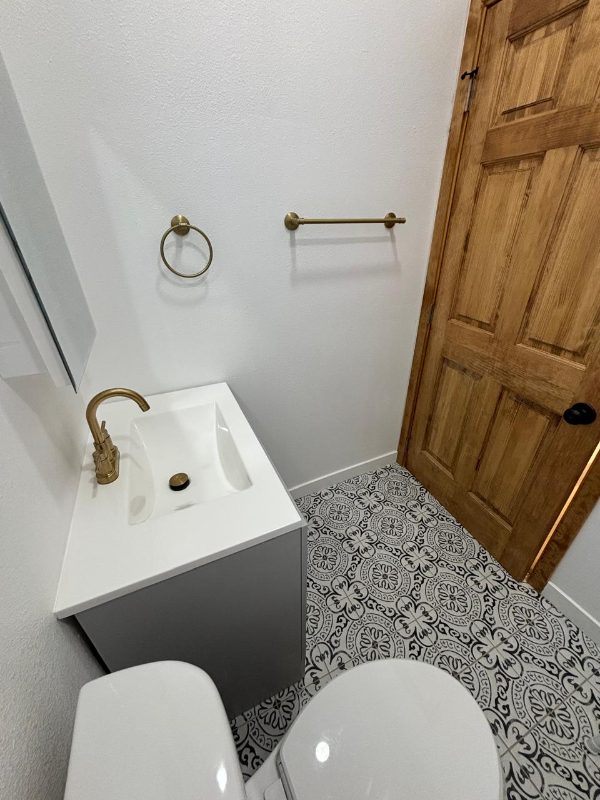 1628 W 24th St - Photo 5 of 5