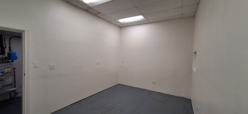 1436 W Martin Luther King Jr Blvd #1436 - Photo 7 of 12