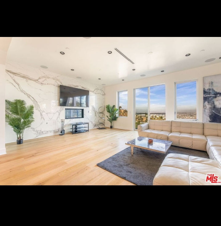 1610 Viewmont Dr - Photo 3 of 20