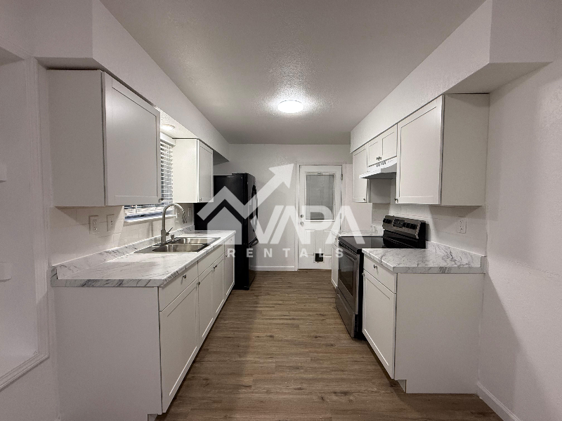 14311 Arrowood - Photo 3 of 18