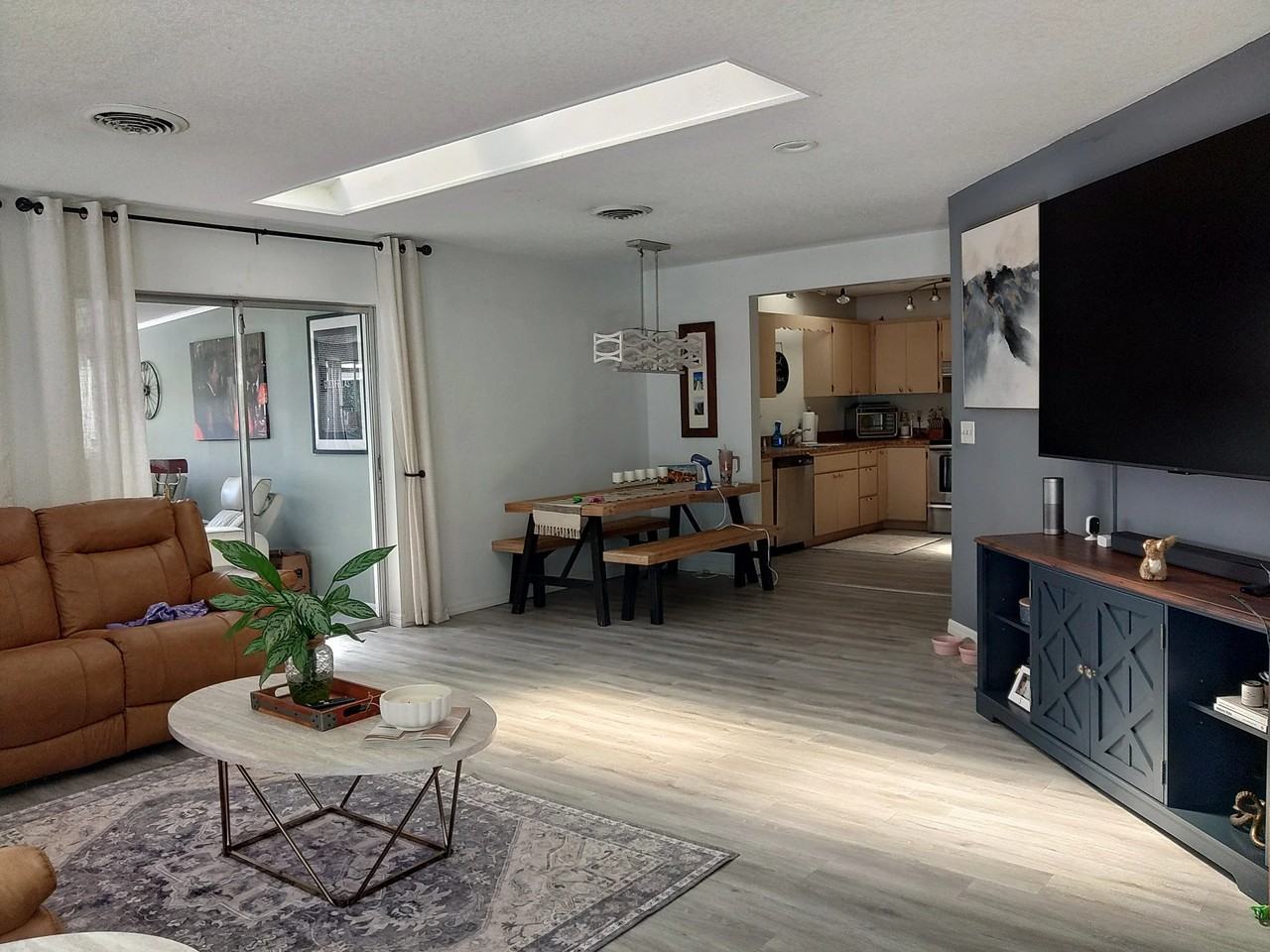 755 Sw Rustic Cir - Photo 3 of 10