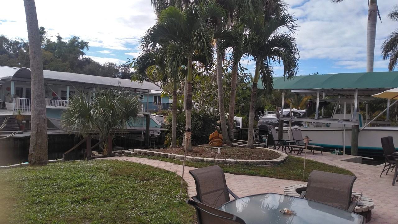 755 Sw Rustic Cir - Photo 6 of 10