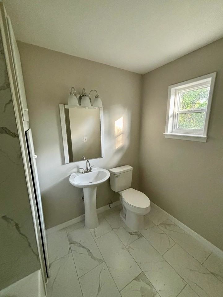 4020 N Scenic Hwy #102 - Photo 7 of 8