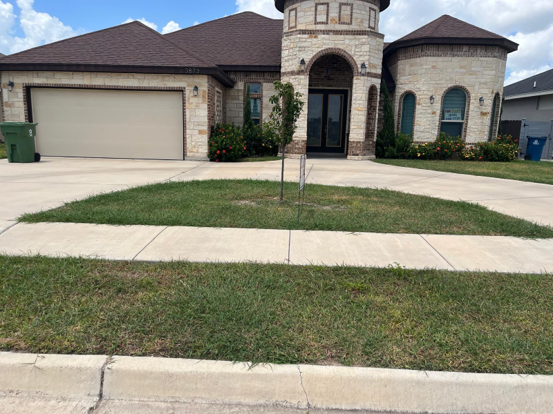 3873 Tolosa St - Photo 3 of 20