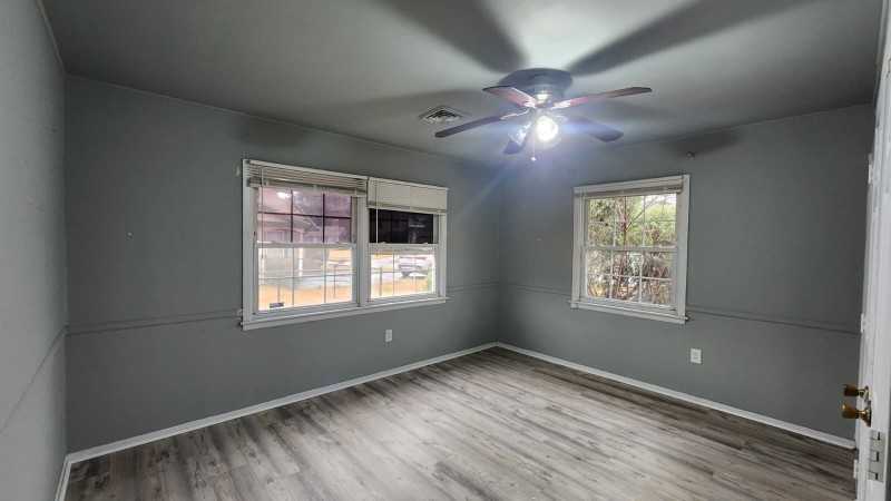 20 Sussex Dr - Photo 6 of 16