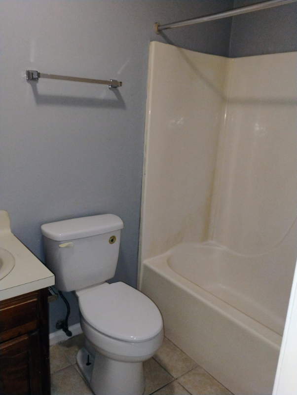 14140 Azalea Park Ave #C - Photo 6 of 8