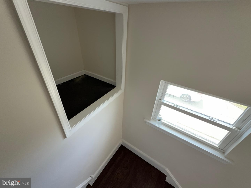 1210 Eldridge Ave #2 - Photo 5 of 20