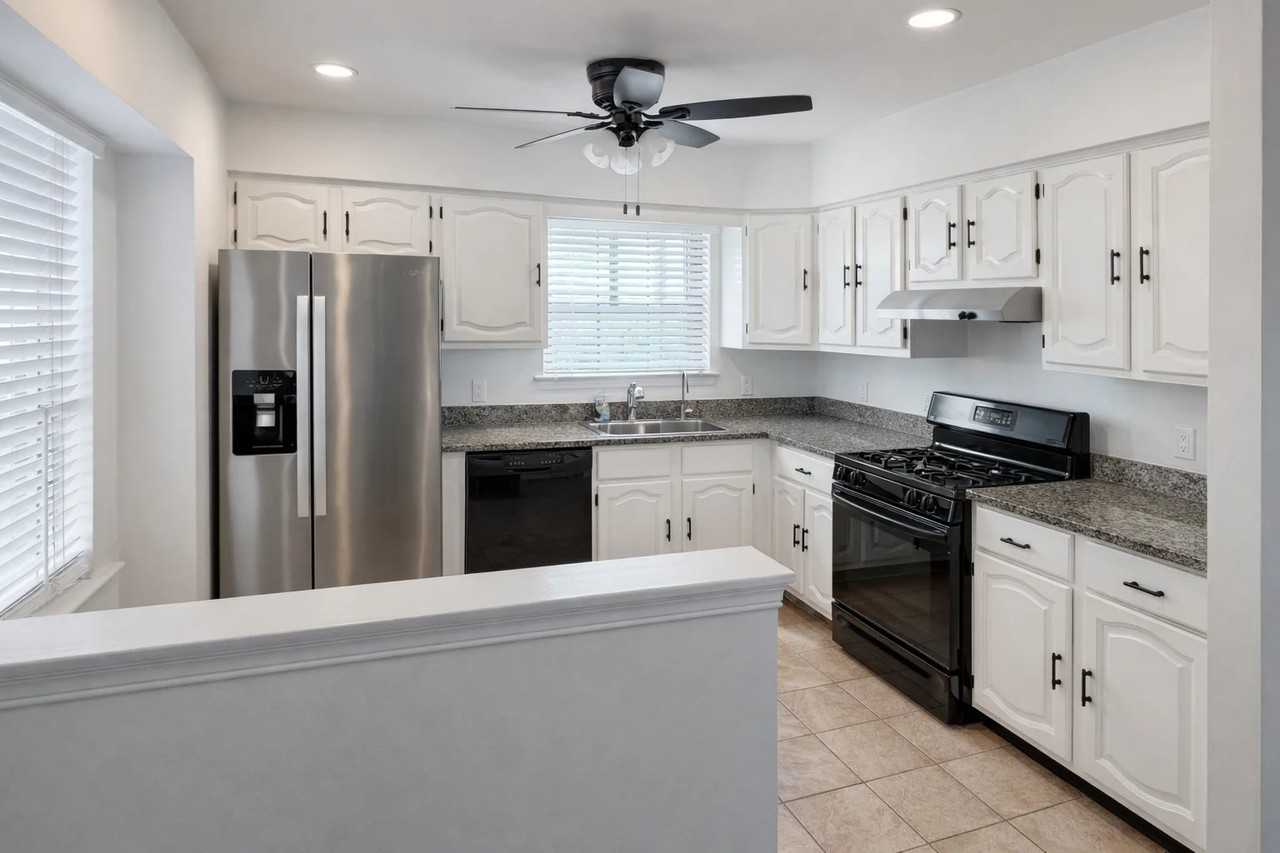 230 Perth Hill Ct - Photo 2 of 16