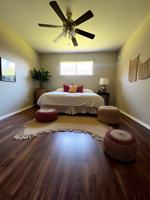 featured image of 317 W School St #A