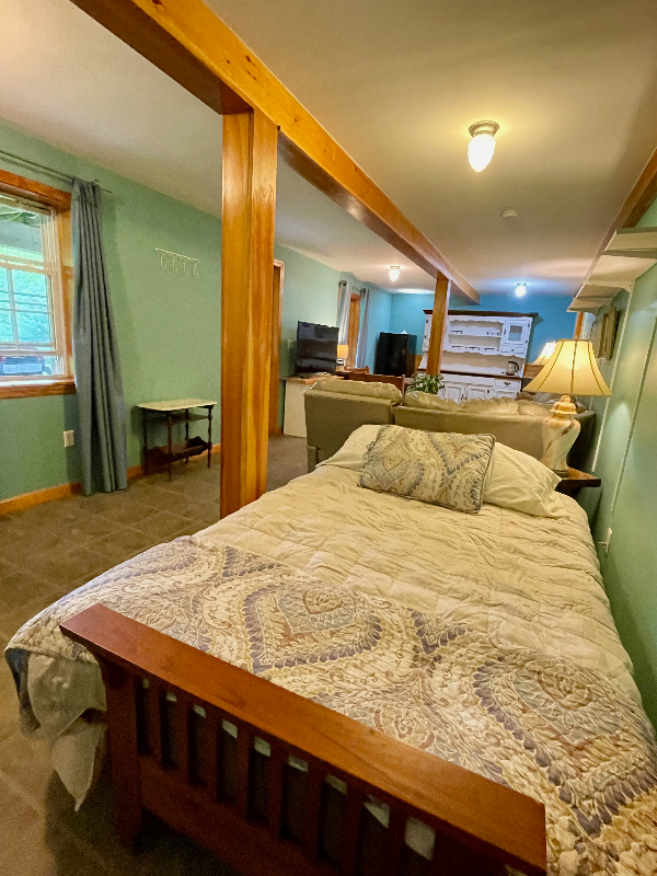 458 N Searsport Rd #B - Photo 2 of 9