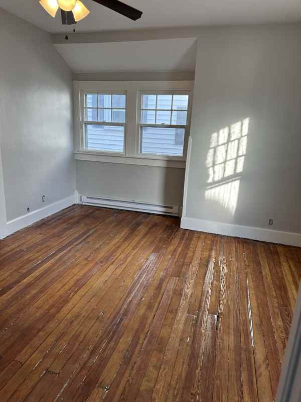 1375 Clinton St - Photo 3 of 19
